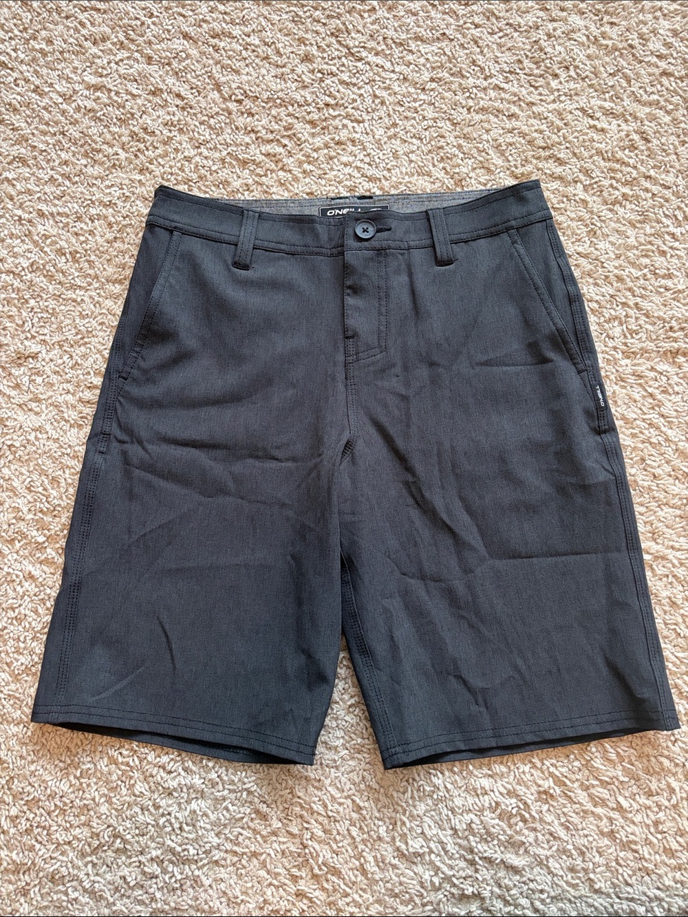 O’NEILL Hyperdry Hybrid men’s dark gray shorts. 27 waist.